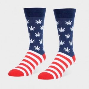 CLEARANCE Headline Socks—USA Weed Flag Socks, One-Size Men’s Crew